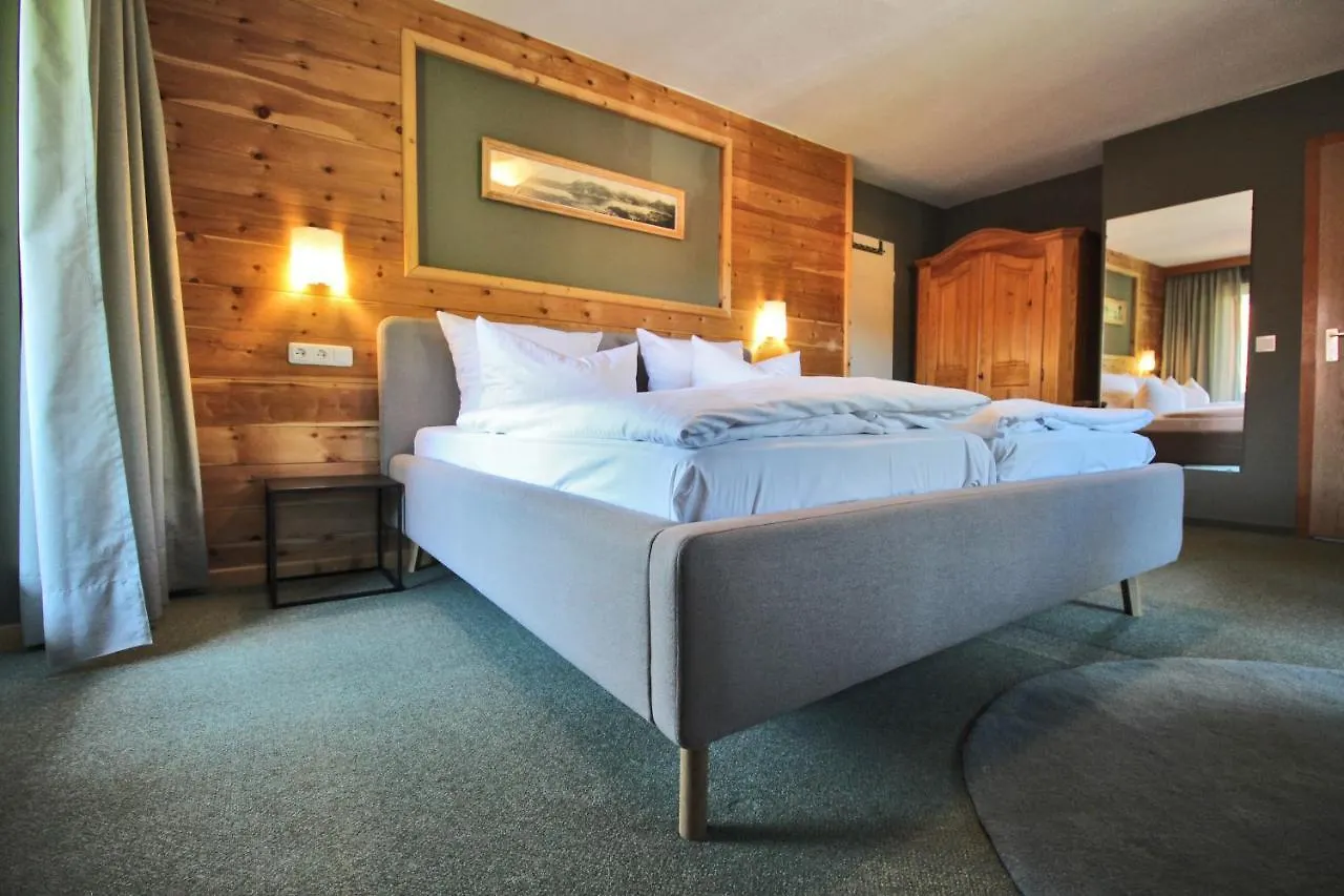 Hotel Askania 1927 Bad Wiessee 3*,